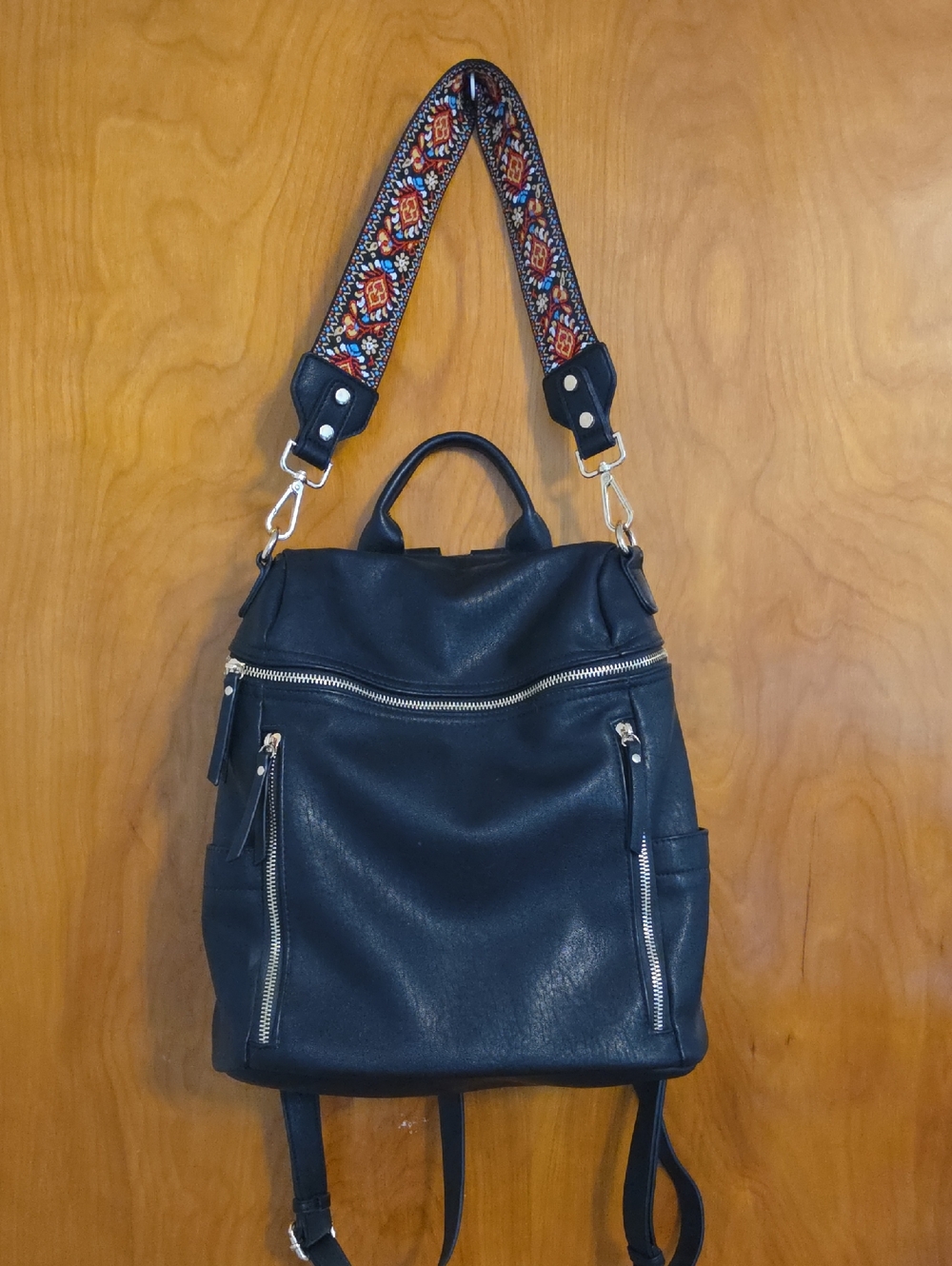 Antik Kraft Black Leather Backpack with Colorful Detachable Strap